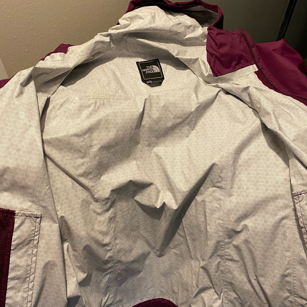 North Face jacket 🌸 - Picture 6 of 10